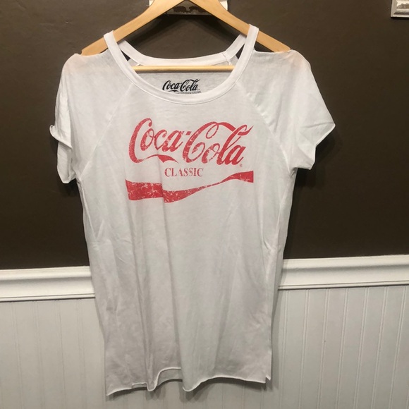 CHASER Coca Cola cold shoulder tee L - Picture 1 of 3